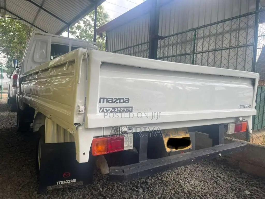 Mazda Brawny 1999 Lorry (Used)