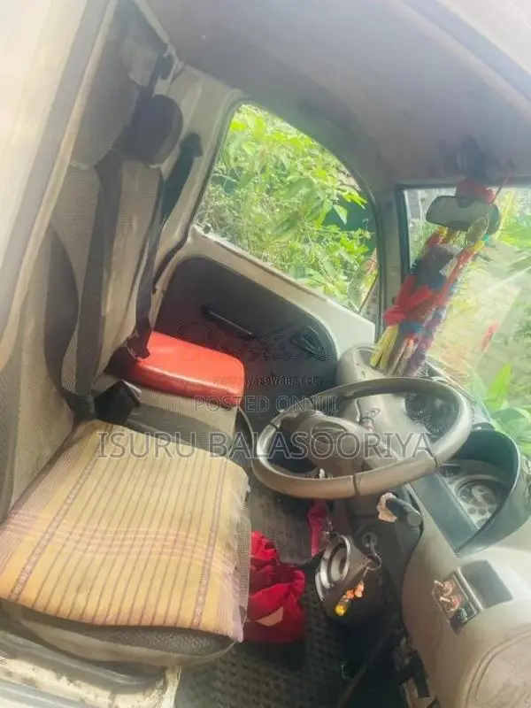 Mahindra Maxximo 2011 Lorry (Used)