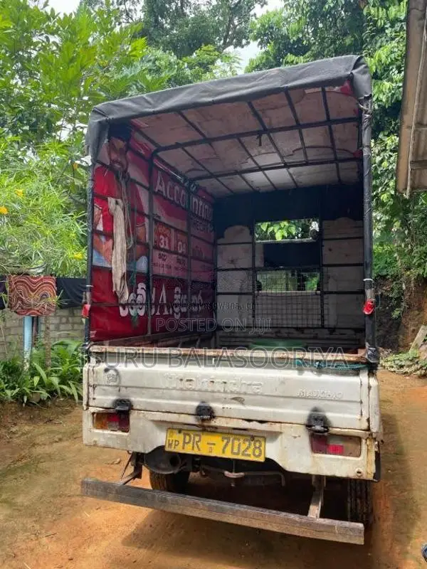 Mahindra Maxximo 2011 Lorry (Used)