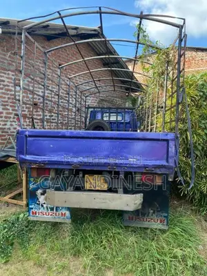 Mitsubishi CANTER 1980 Lorry (Used)
