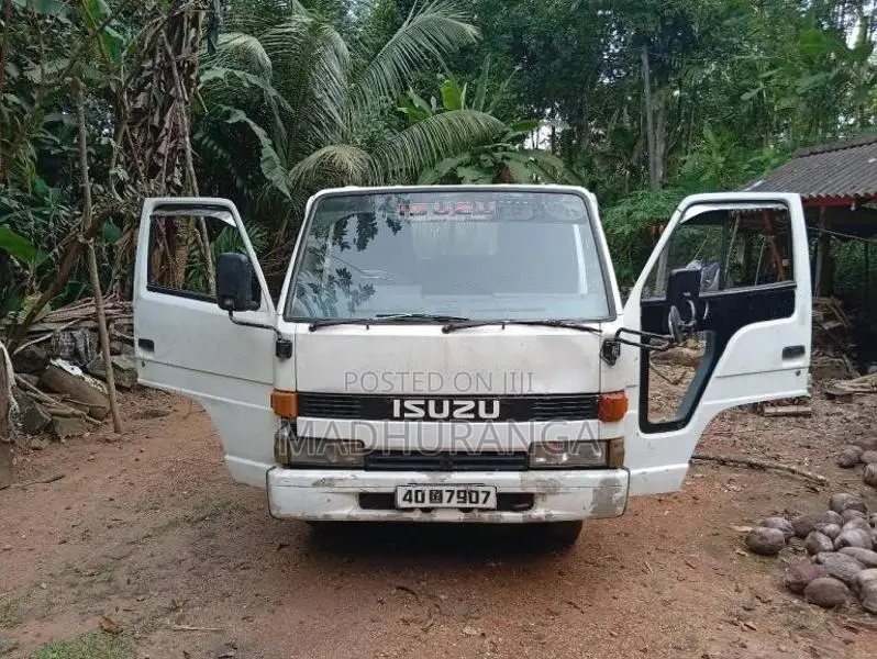 Isuzu C240 1985 Lorry (Used)