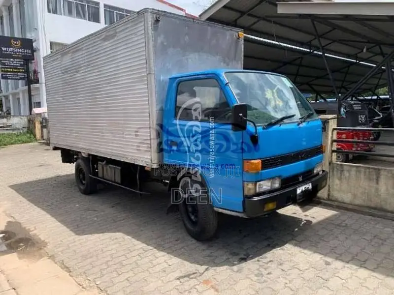 Isuzu ELF 1984 Lorry (Used)