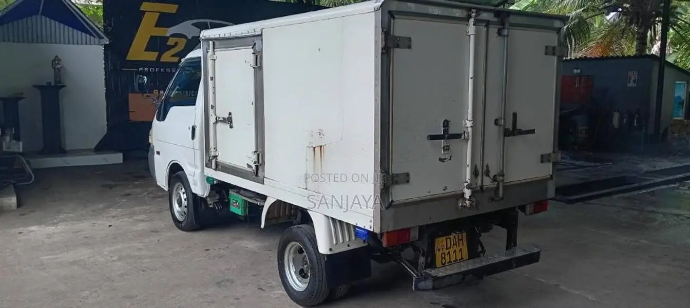 Nissan Freezer 2014 Lorry (Used)
