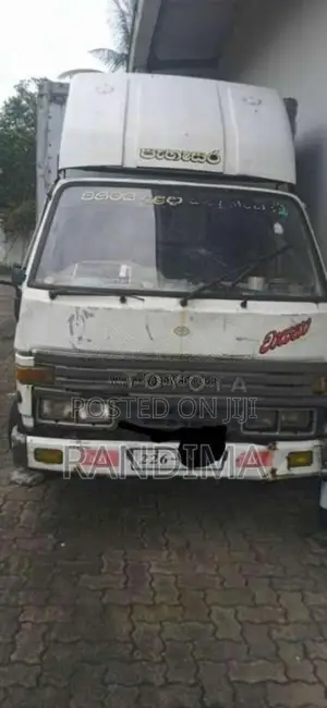 Toyota Dyna 1993 Lorry (Used)