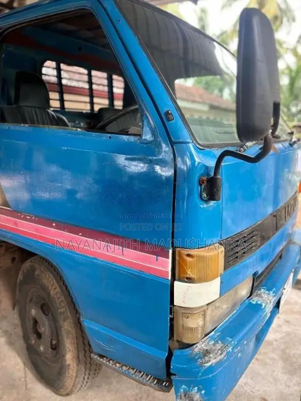 Isuzu ELF 1980 Lorry (Used)