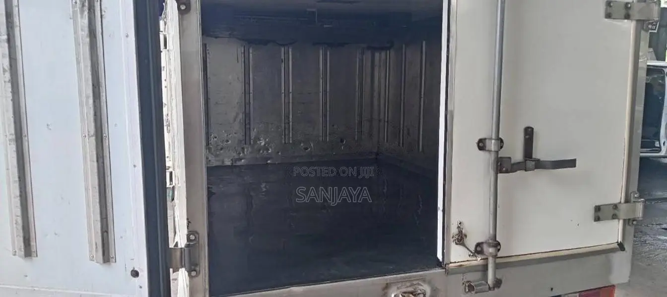 Nissan Freezer 2014 Lorry (Used)