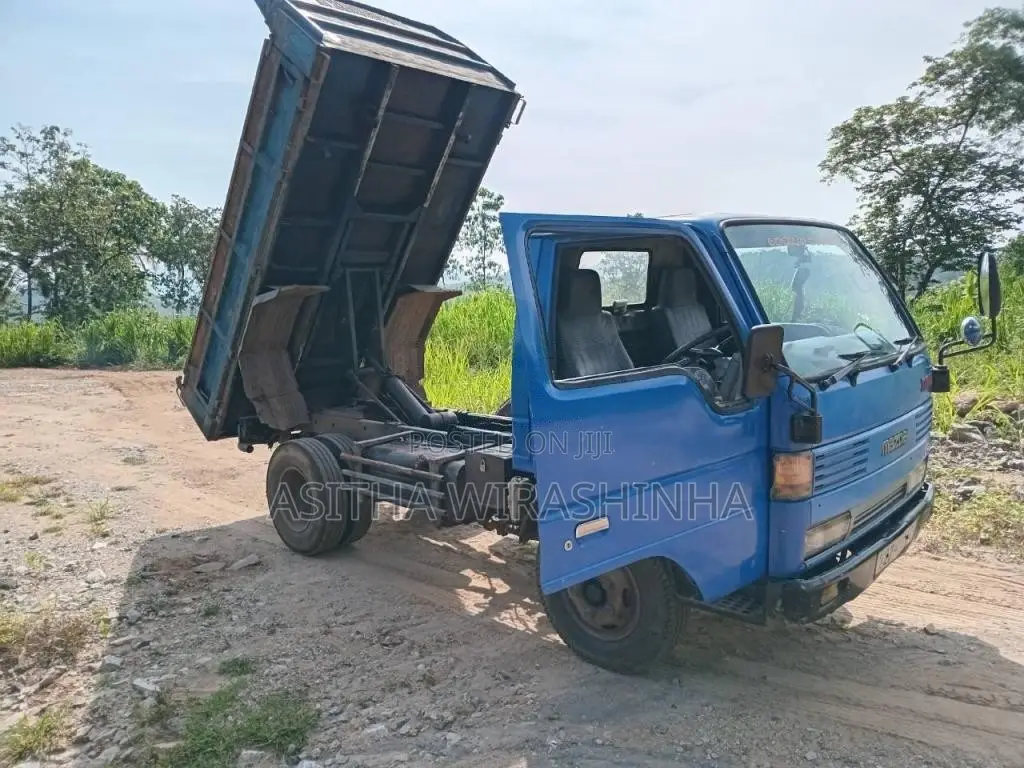 Mazda 4hf1 1996 Lorry (Used)