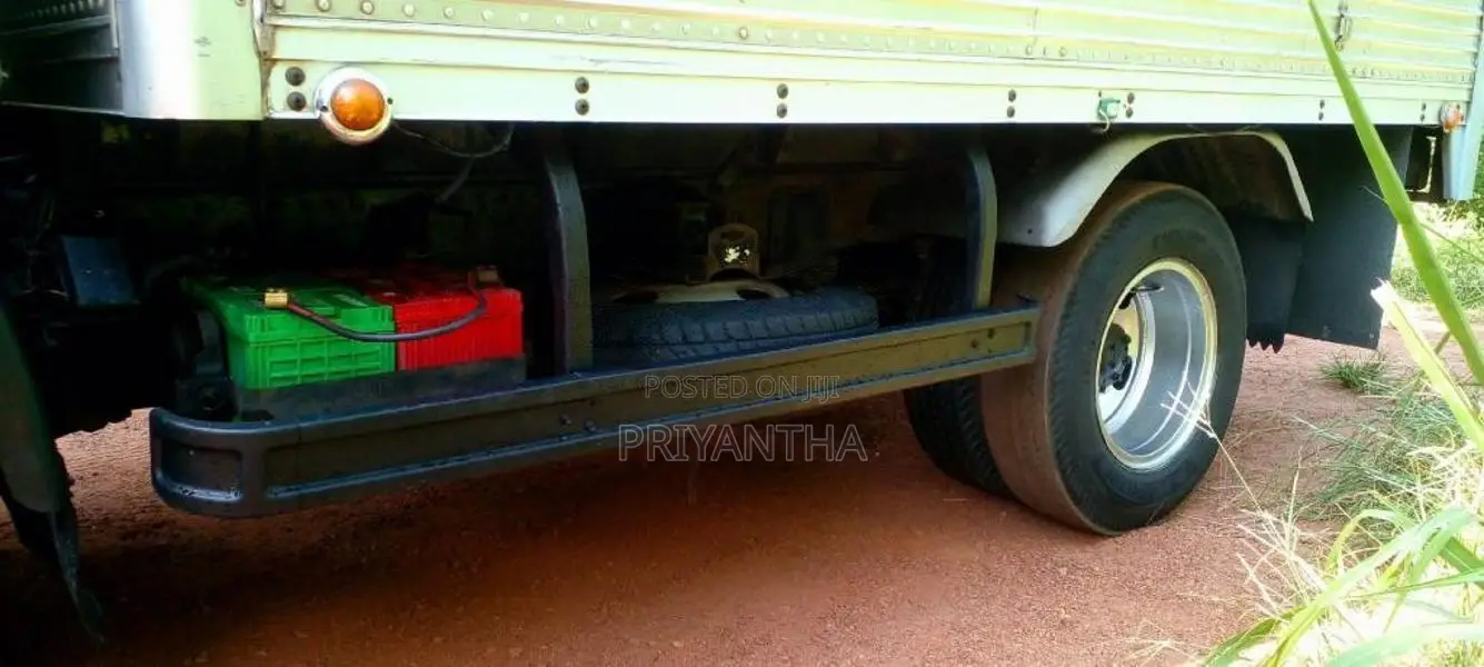 Mitsubishi Canter 1997 Lorry (Used)