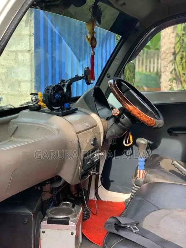 Mahindra Maxximo 2013 Lorry (Used)