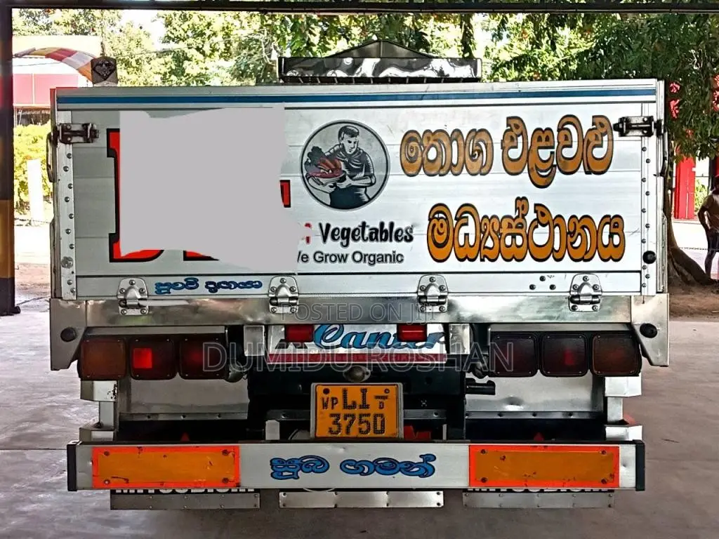 Mitsubishi Canter 2011 Lorry (Used)