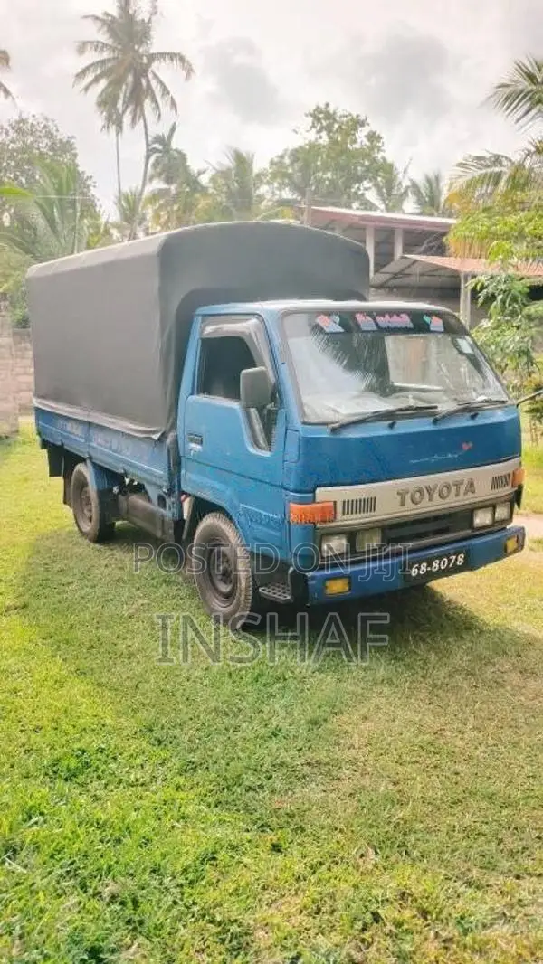 Toyota Dyna 1994 Lorry (Used)