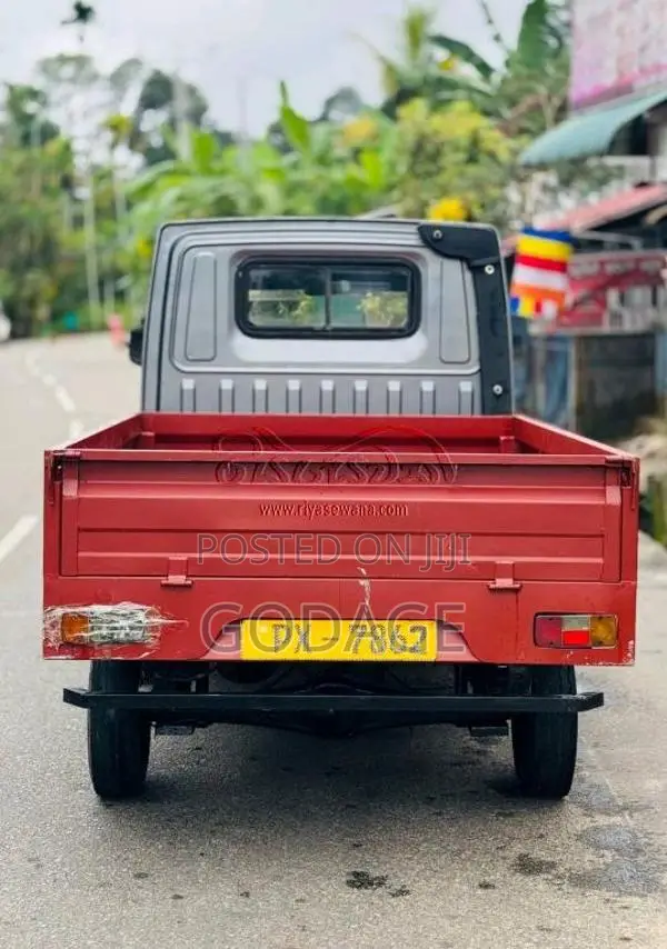 Mahindra Maxximo 2014 Lorry (Used)