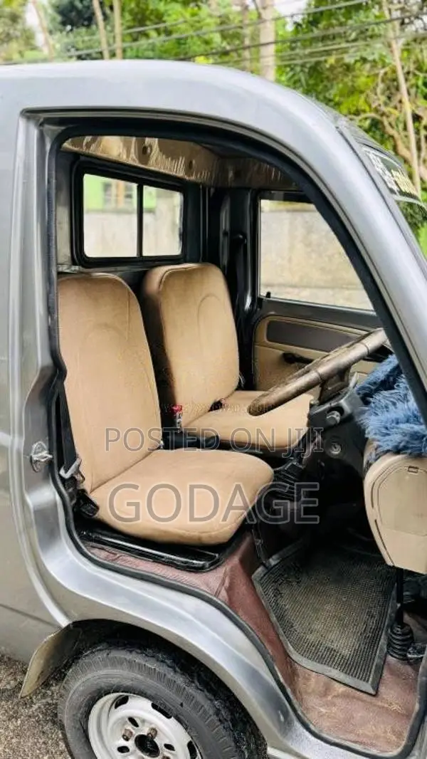 Mahindra Maxximo 2014 Lorry (Used)