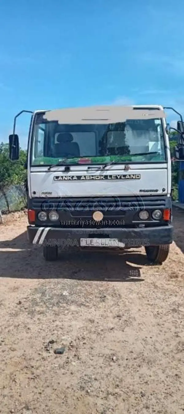 Ashok-Leyland E Commet 2007 Lorry (Used)