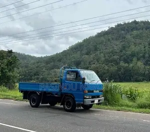 Isuzu ELF 1979 Lorry (Used)