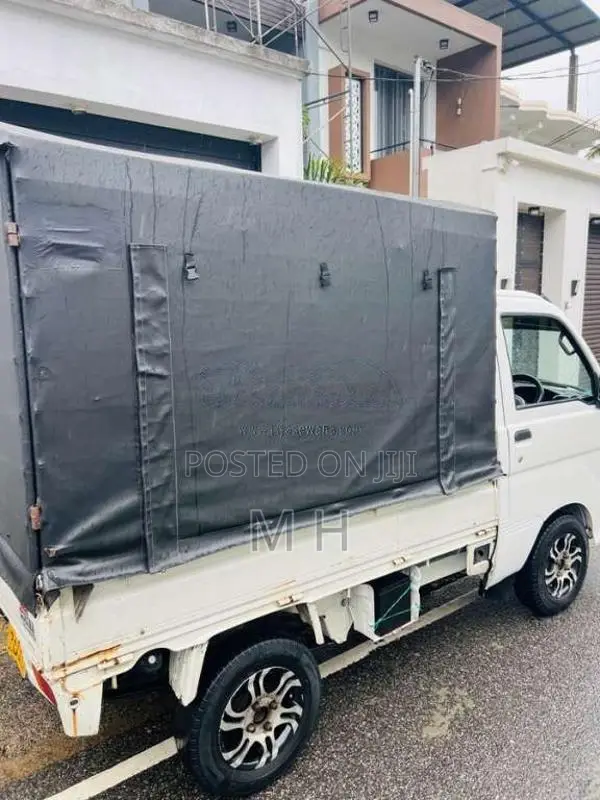 Daihatsu Hijet 2002 Lorry (Used)
