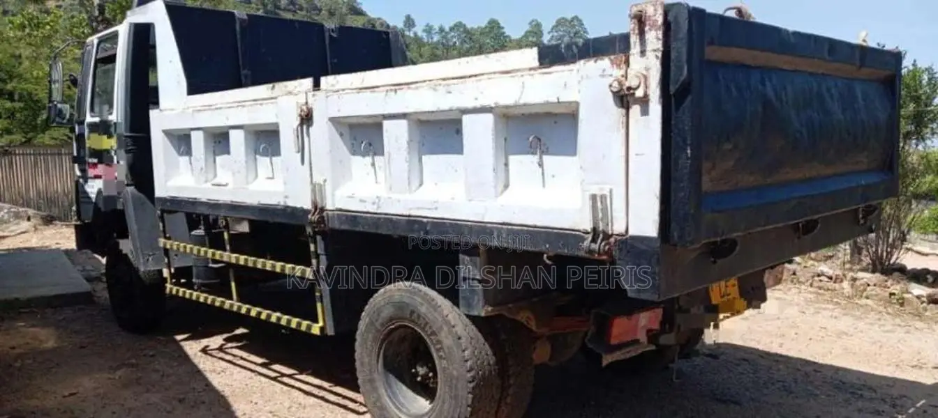 Ashok-Leyland E Commet 2007 Lorry (Used)