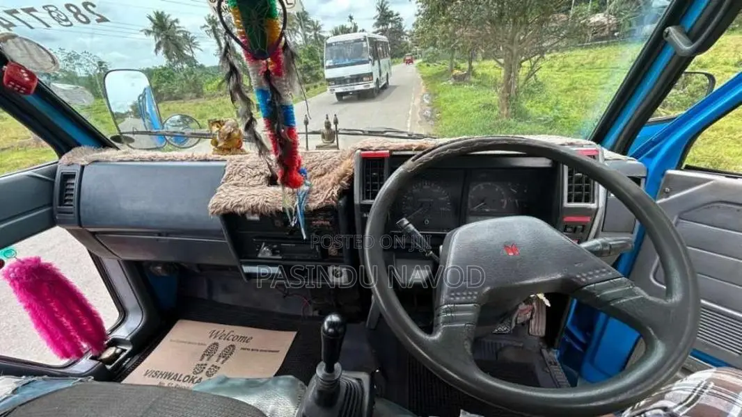 Isuzu ELF 1979 Lorry (Used)