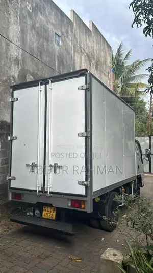 Isuzu Isuzu 2006 Lorry (Used)