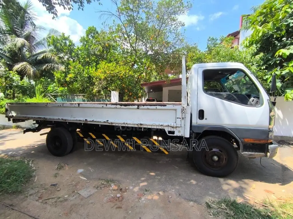 Mitsubishi Canter 1998 Lorry (Used)