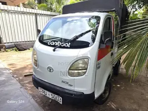 Tata Dimo Batti 2012 Lorry (Used)