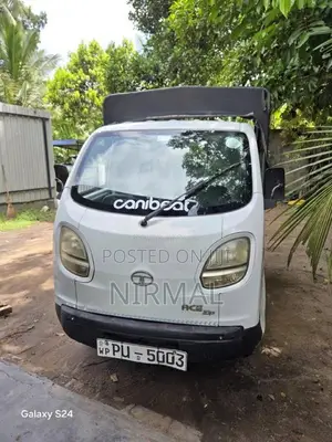 Tata Dimo Batti 2012 Lorry (Used)