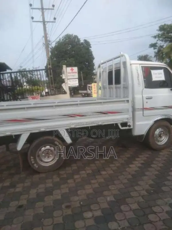 Toyota LH30 1981 Lorry (Used)
