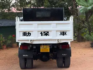 Isuzu Tipper 2003 Lorry (Used)