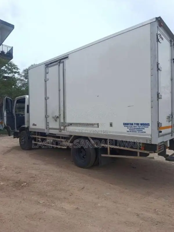 Isuzu NPR 2025 Lorry (Used)