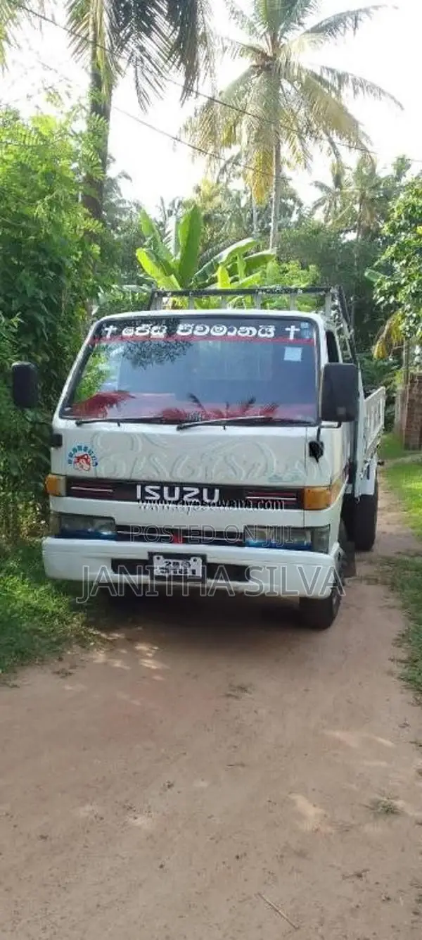 Isuzu ELF 250 1980 Lorry (Used)