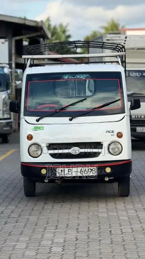 Tata Dimo Batta 2006 Lorry (Used)