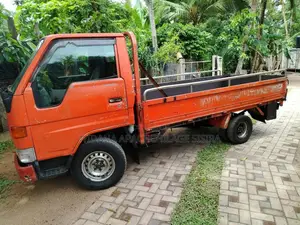 Toyota Dyna 2001 Lorry (Used)