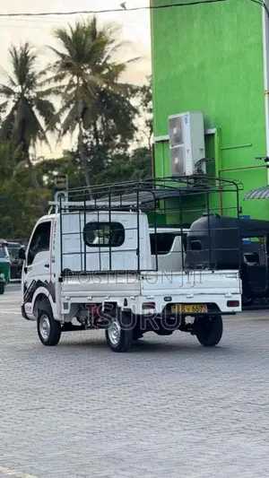 Tata Dimo Batta 2006 Lorry (Used)