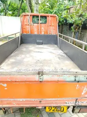 Toyota Dyna 2001 Lorry (Used)