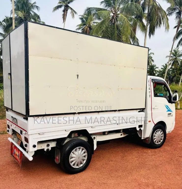 Tata Dimo Lokka 2018 Lorry (Used)