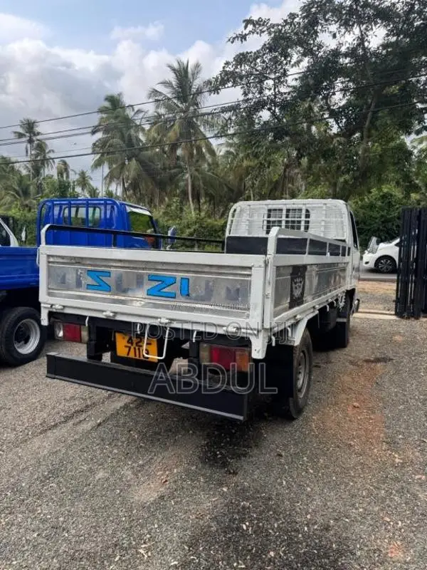 Isuzu 10.5 1980 Lorry (Used)