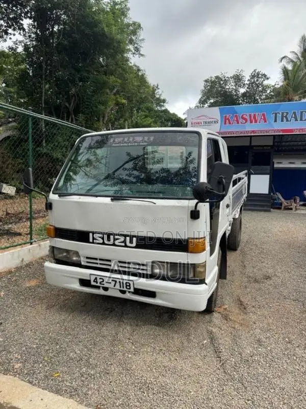 Isuzu 10.5 1980 Lorry (Used)