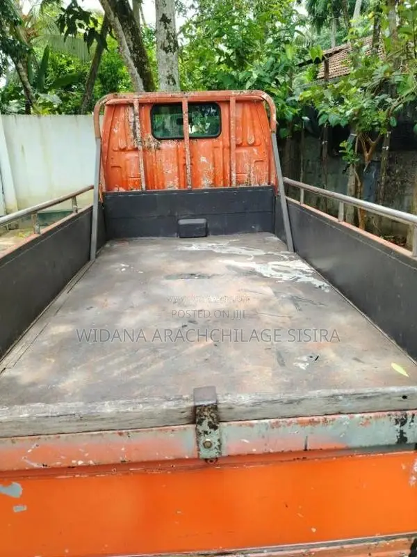 Toyota Dyna 2001 Lorry (Used)