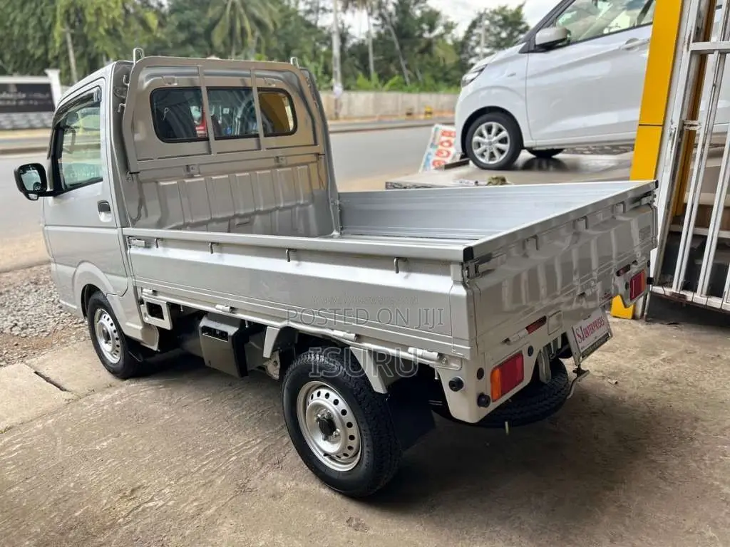 Suzuki Carry Kc 2024 Lorry Unregistered (Recondition)