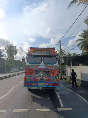 Ashok-Leyland Comet Super 2006 Lorry (Used)