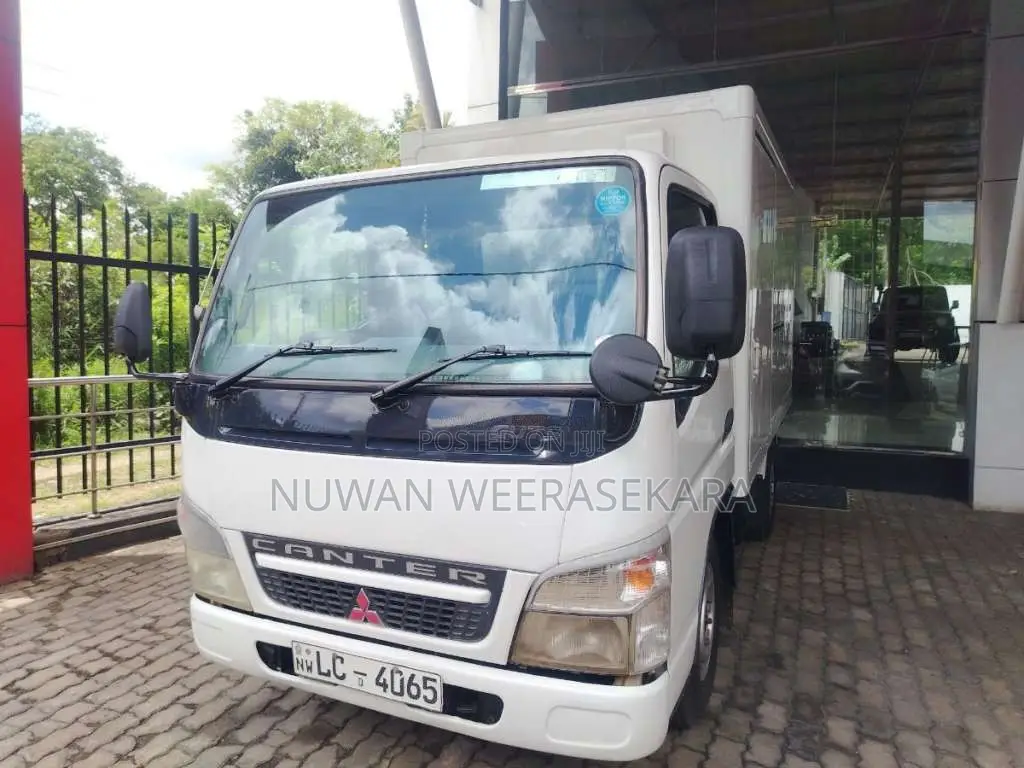 Mitsubishi Canter 2003 Lorry (Used)