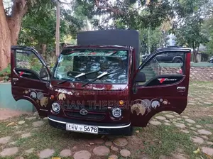 Tata Dimo Batta 2013 Lorry (Used)