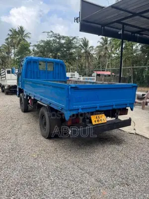Isuzu Single Wheel 1981 Lorry (Used)