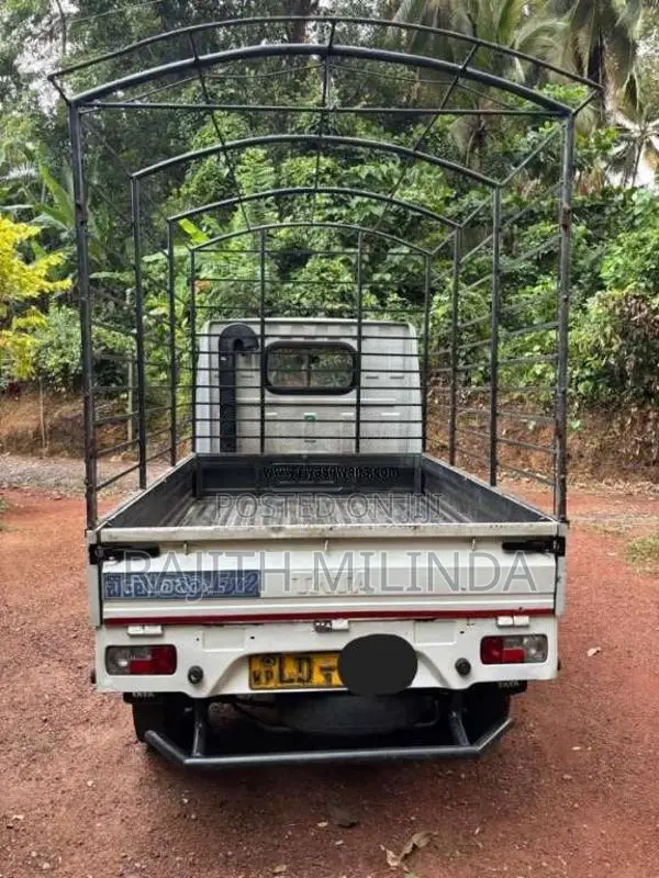 Tata Dimo Batta 2007 Lorry (Used)