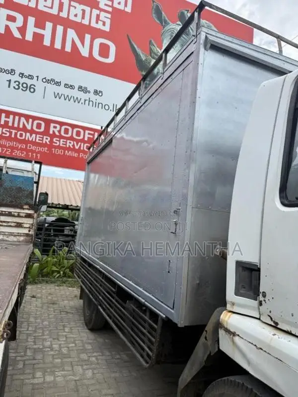 Ashok-Leyland ECOMET 1112 2012 Lorry (Used)