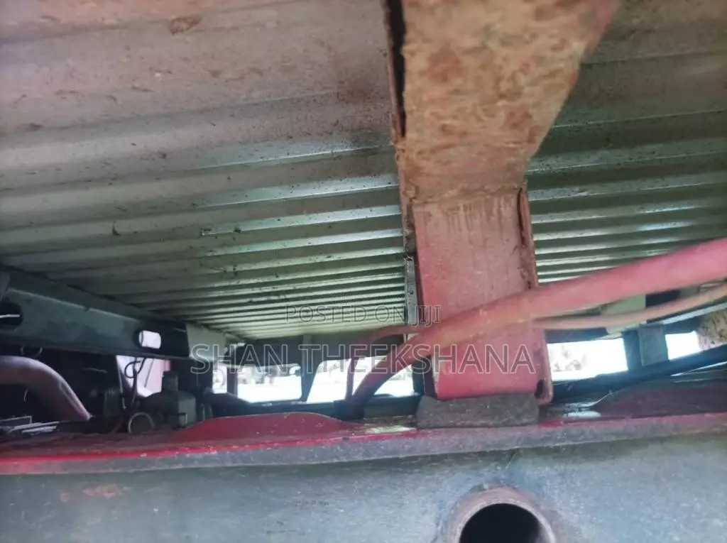 Tata Dimo Batta 2011 Lorry (Used)
