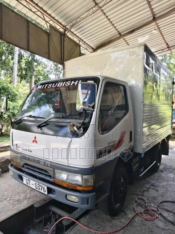 Mitsubishi Canter 1994 Lorry (Used)