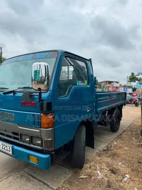 Mazda Titan 1996 Lorry (Used)