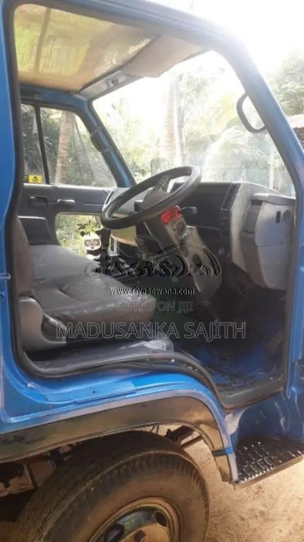 Isuzu ELF 250 1980 Lorry (Used)