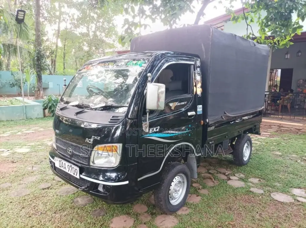 Tata Dimo Batta 2015 Lorry (Used)